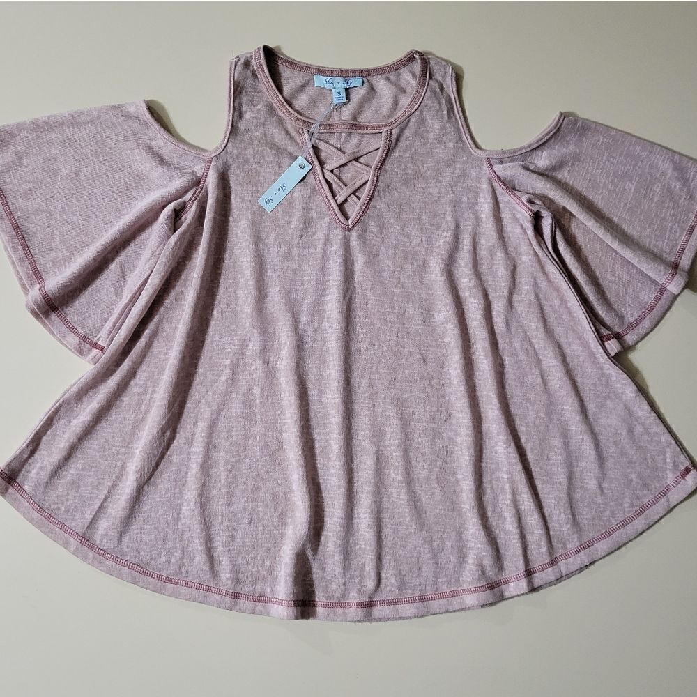 She and Sky Women's Blush Cold Shoulder Swing Top